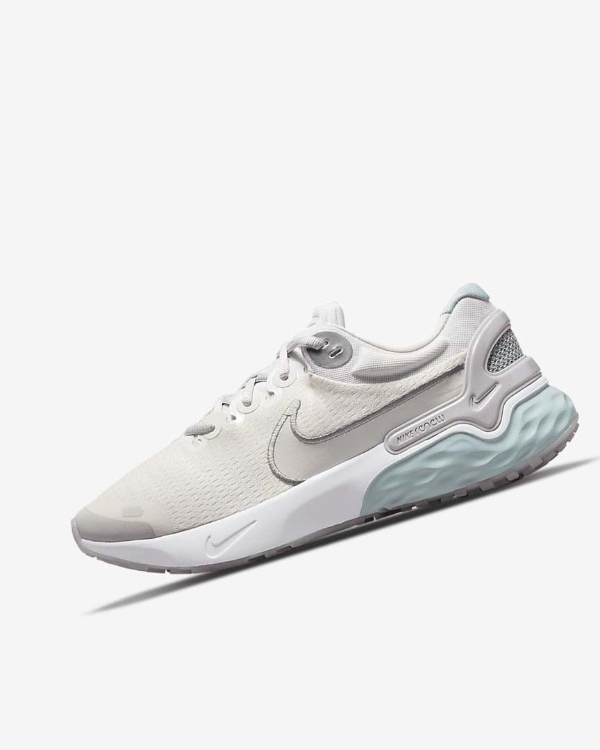 Metal / Grey Nike Renew Run 3 Premium Women\'s Running Shoes | CA_2988