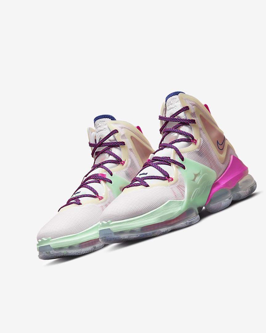 Multicolor / Multicolor Nike LeBron 19 Women's Basketball Shoes | CA_5518