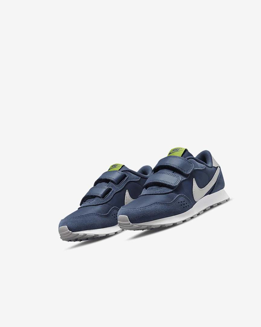 Navy / Green / Grey Nike MD Valiant Boys' Shoes | CA_5148