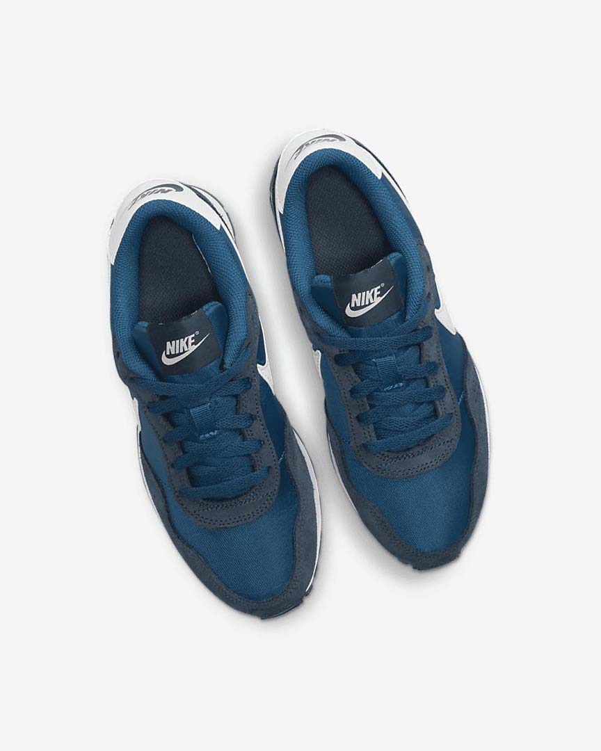 Navy / White Nike MD Valiant Girls' Shoes | CA_2638