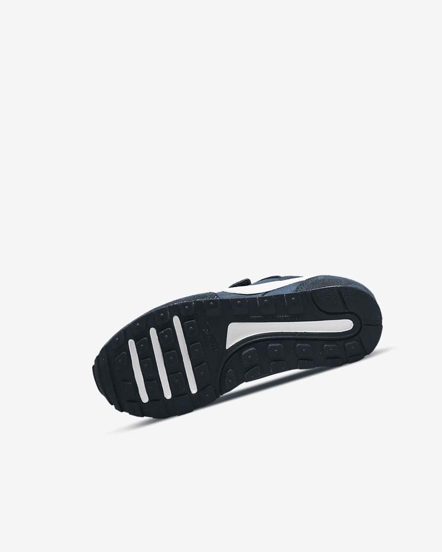 Navy / White Nike MD Valiant Girls' Shoes | CA_4763