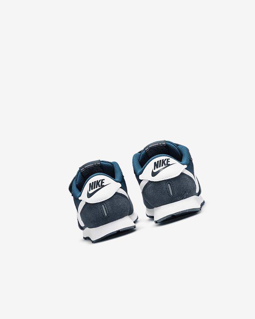 Navy / White Nike MD Valiant Girls' Shoes | CA_4763