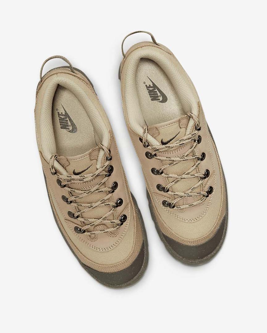Orange Nike Lahar Low Women's Sneakers | CA_4527