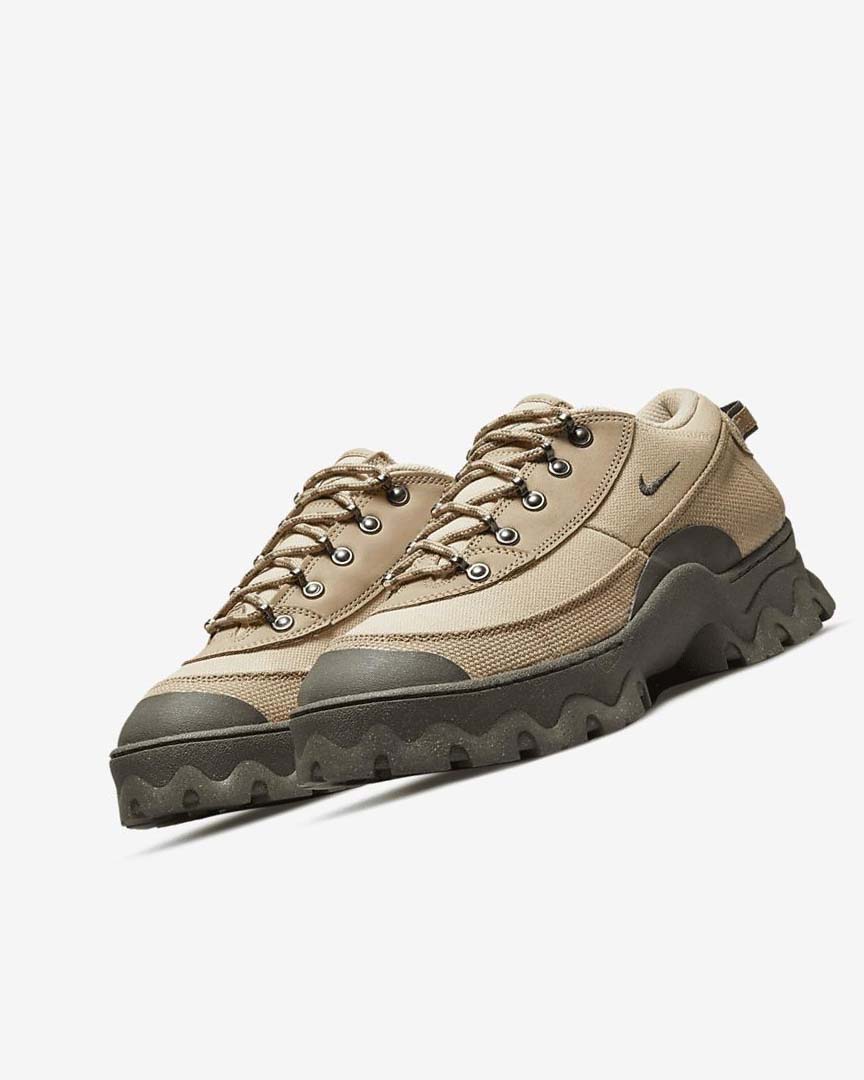 Orange Nike Lahar Low Women's Sneakers | CA_4527