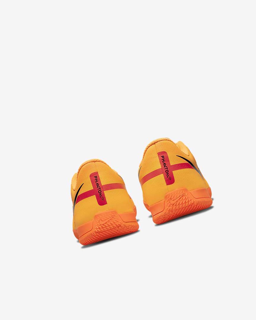 Orange / Orange / Light Red / Black Nike Phantom GT2 Club IC Women's Soccer Shoes | CA_5458