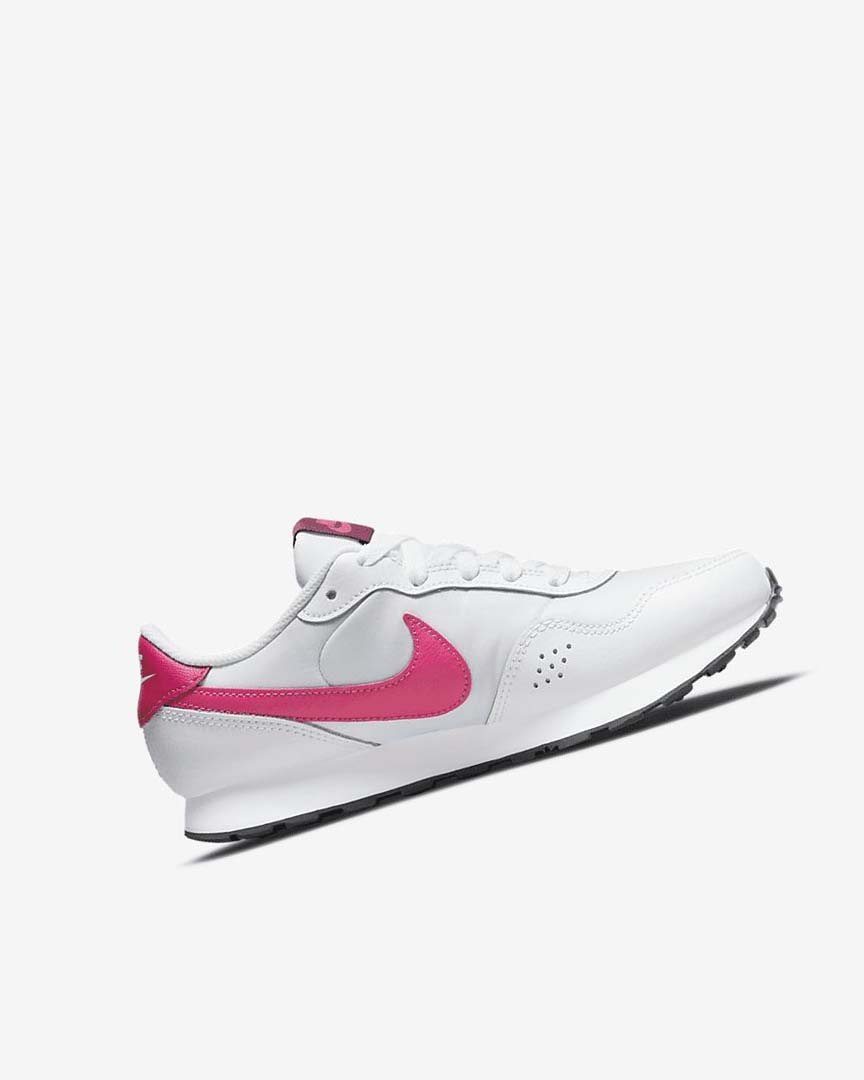 Platinum / Dark Grey / Pink Nike MD Valiant Boys' Shoes | CA_4661