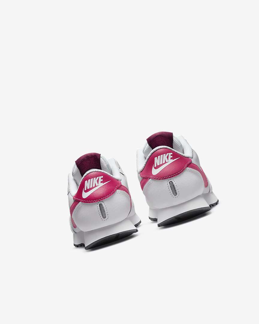 Platinum / Dark Grey / Pink Nike MD Valiant Boys' Shoes | CA_4661