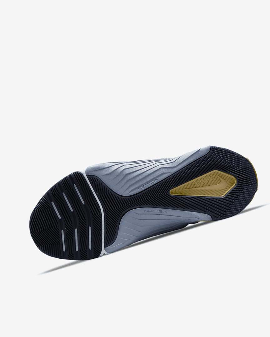 Platinum / Metal Gold Nike Metcon 7 Women's Training Shoes | CA_4602