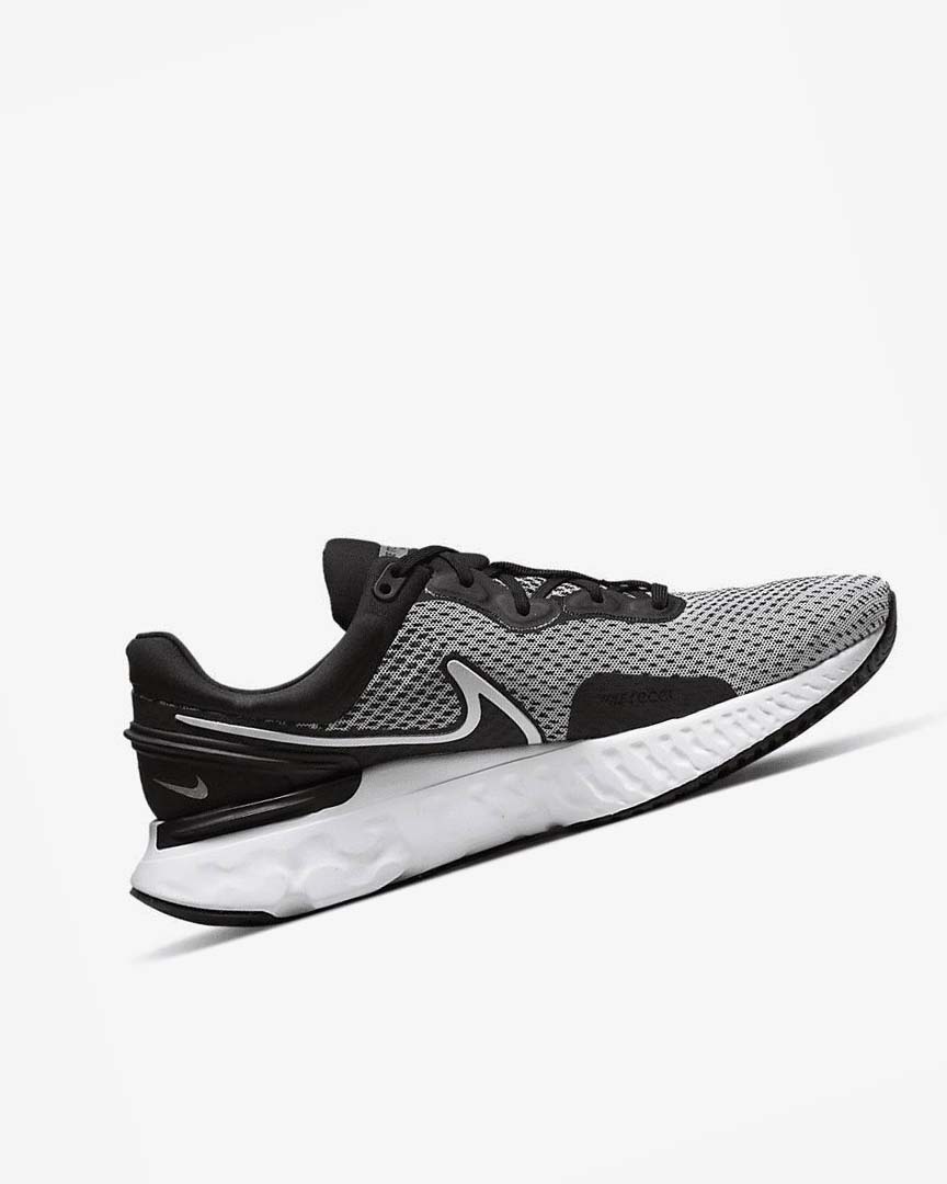 White / Black / Metal Silver / White Nike React Miler 3 Men's Running Shoes | CA_4720