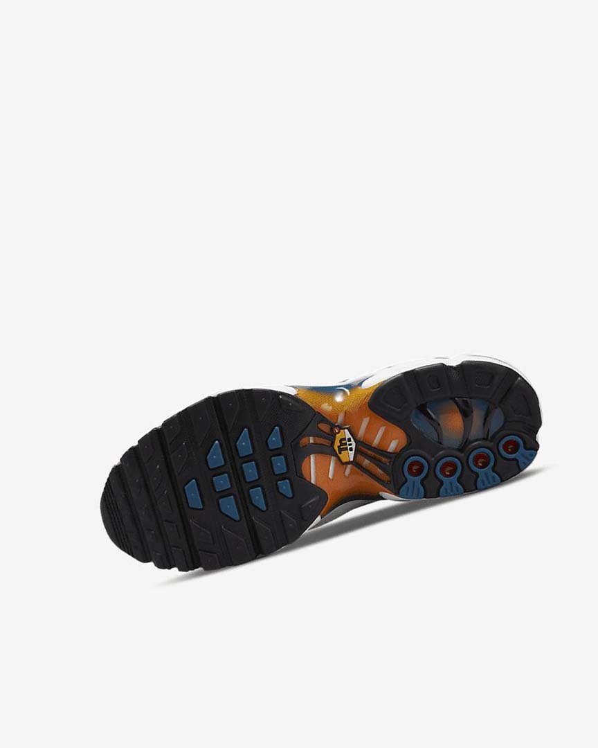 White / Black Nike Air Max Plus Boys' Sneakers | CA_2222