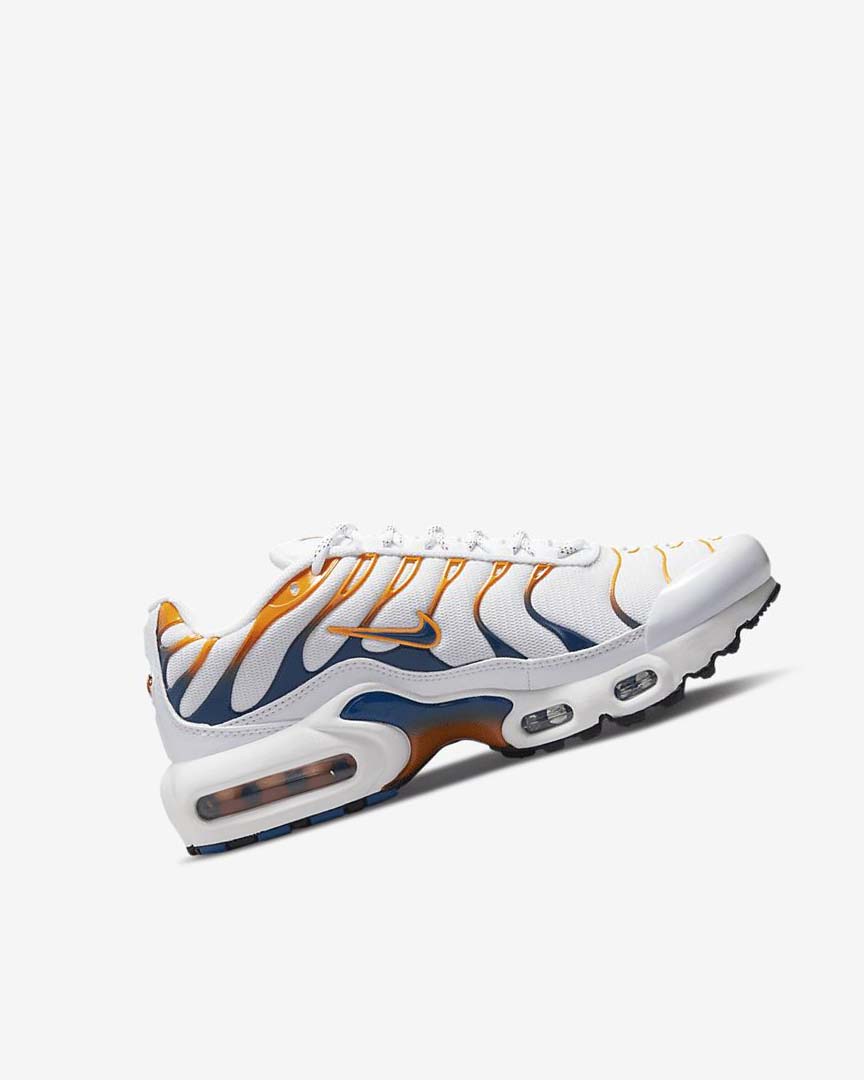 White / Black Nike Air Max Plus Boys' Sneakers | CA_2222