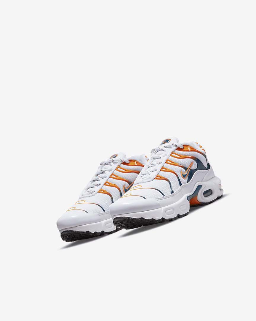 White / Black Nike Air Max Plus Boys' Sneakers | CA_4552