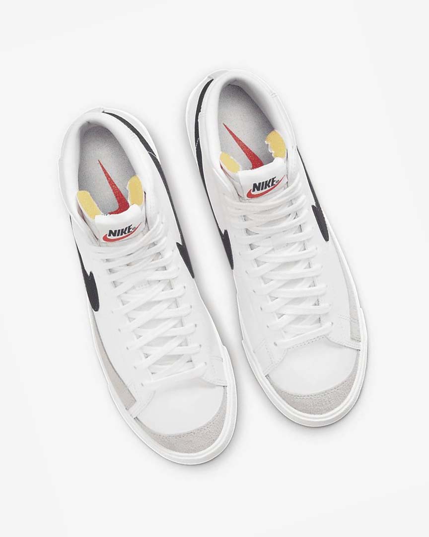White / Black Nike Blazer Mid '77 Vintage Men's Sneakers | CA_5315
