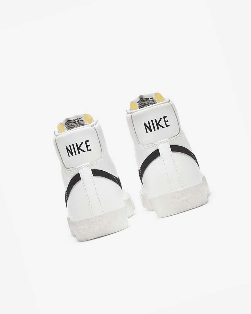 White / Black Nike Blazer Mid '77 Vintage Men's Sneakers | CA_5315