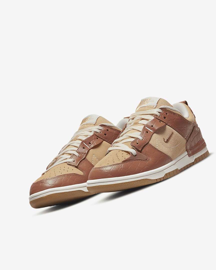 White Black Nike Dunk Low Disrupt 2 SE Women's Sneakers | CA_5306