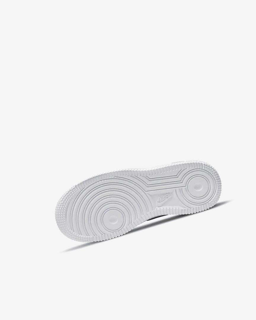 White / Black Nike Force 1 LV8 Boys' Shoes | CA_5487