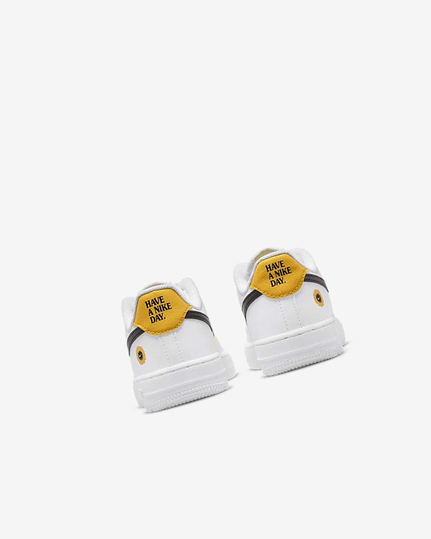 White / Black Nike Force 1 LV8 Boys' Shoes | CA_5487