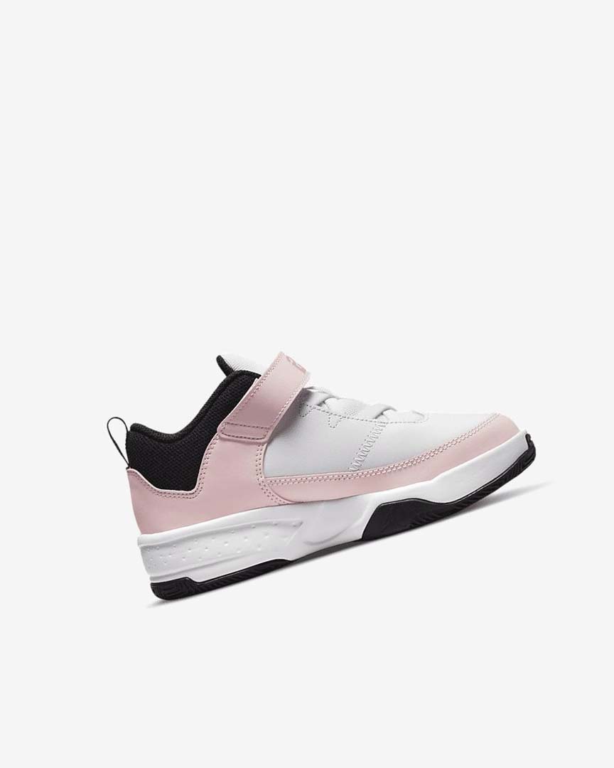 White / Black Nike Jordan Max Aura 3 Boys' Basketball Shoes | CA_5141