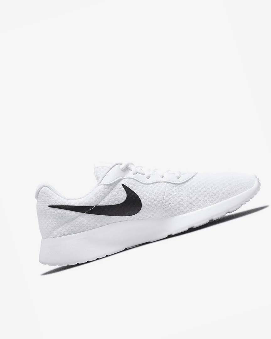 White / Black Nike Tanjun Men's Sneakers | CA_4545