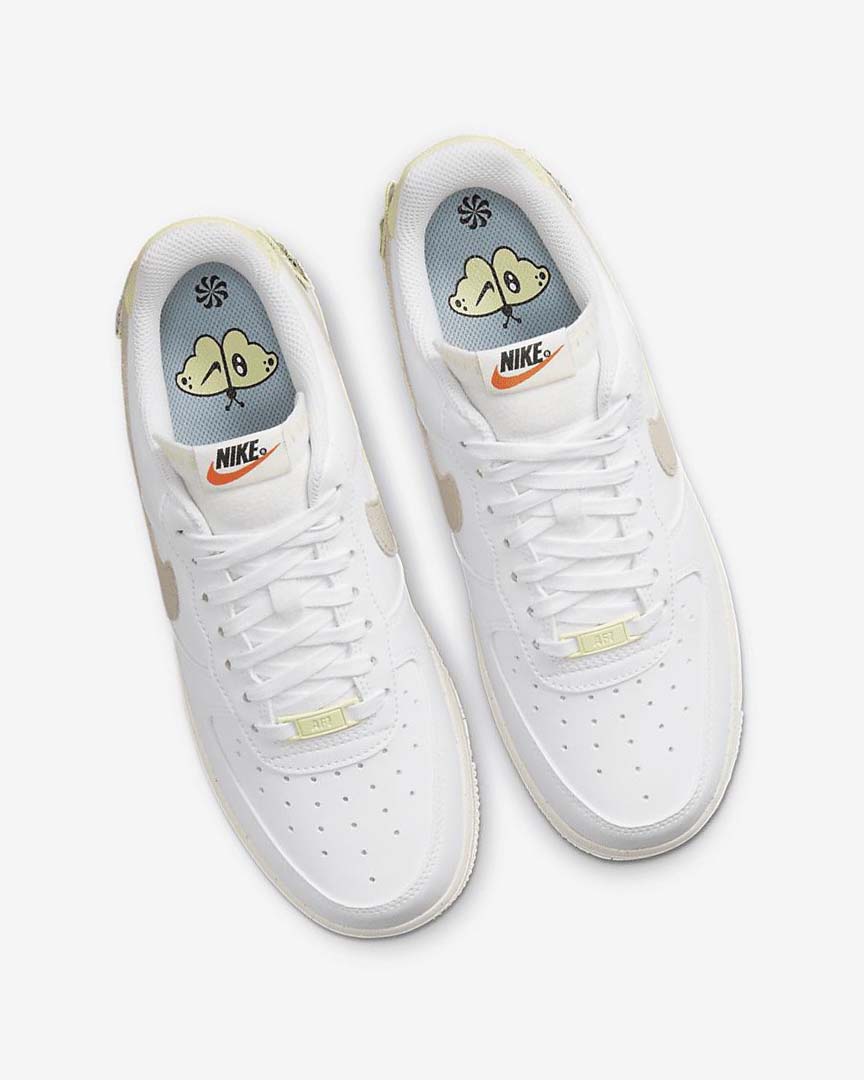White / Blue / Pink Nike Air Force 1 '07 SE Women's Sneakers | CA_2940