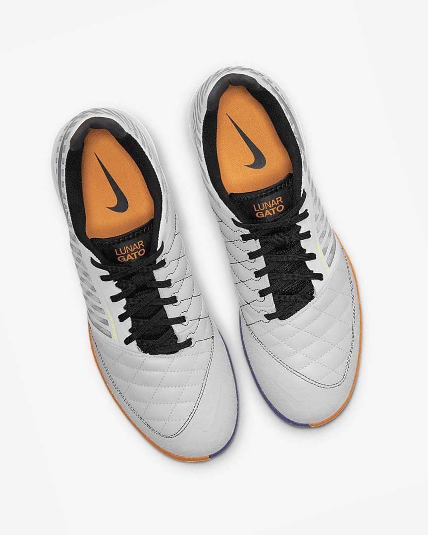 White / Deep Yellow / Black Nike Lunar Gato II IC Men's Soccer Shoes | CA_5377