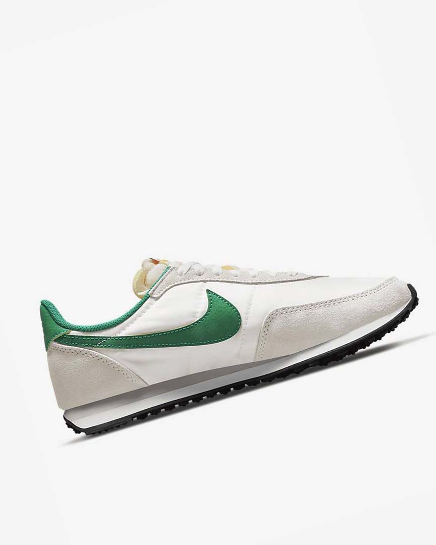 White / Green Nike Waffle Trainer 2 Men's Casual Shoes | CA_4816