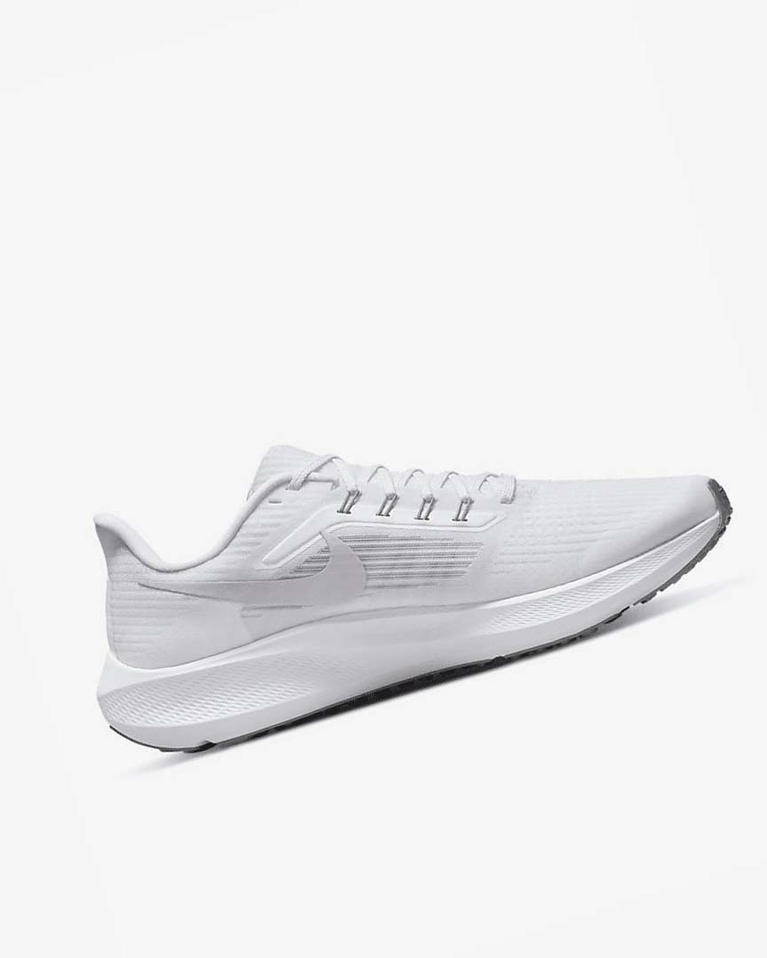 White / Grey / Grey / Grey Nike Air Zoom Pegasus 39 Men's Running Shoes | CA_2676