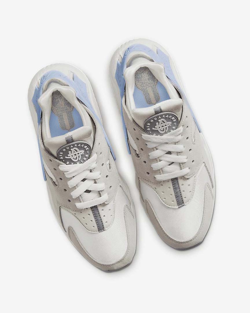 White / Grey Nike Air Huarache Women's Sneakers | CA_2698