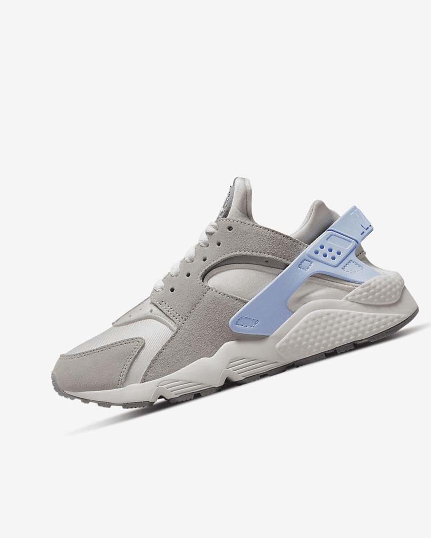 White / Grey Nike Air Huarache Women\'s Sneakers | CA_2698