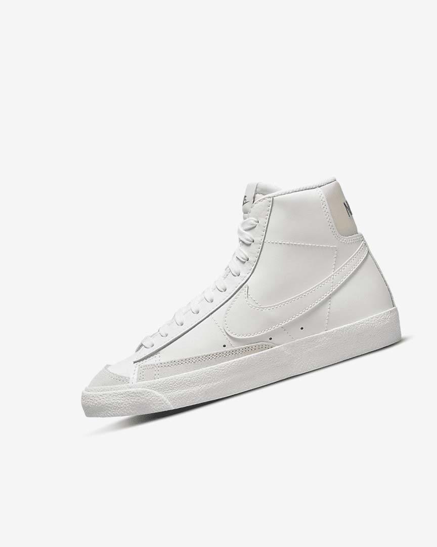 White / Light Brown / White Nike Blazer Mid \'77 Girls\' Sneakers | CA_3185