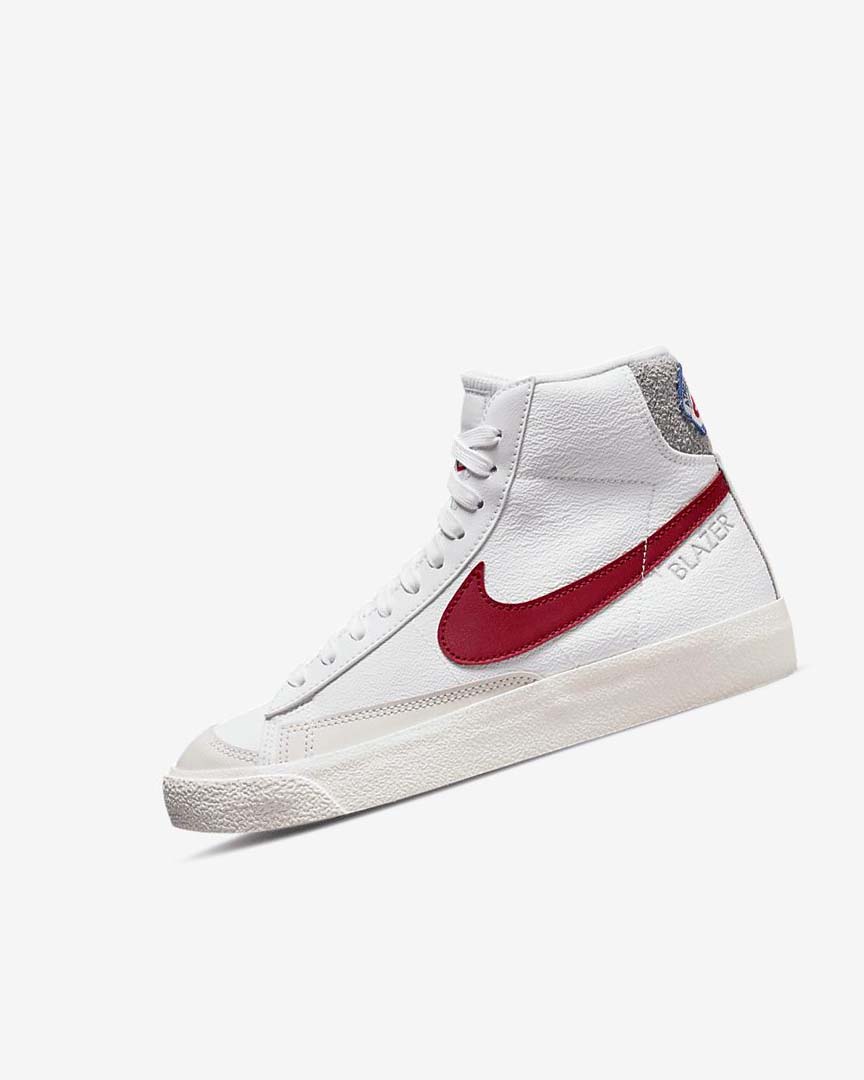 White / Light Grey / Red Nike Blazer Mid \'77 Boys\' Sneakers | CA_4687