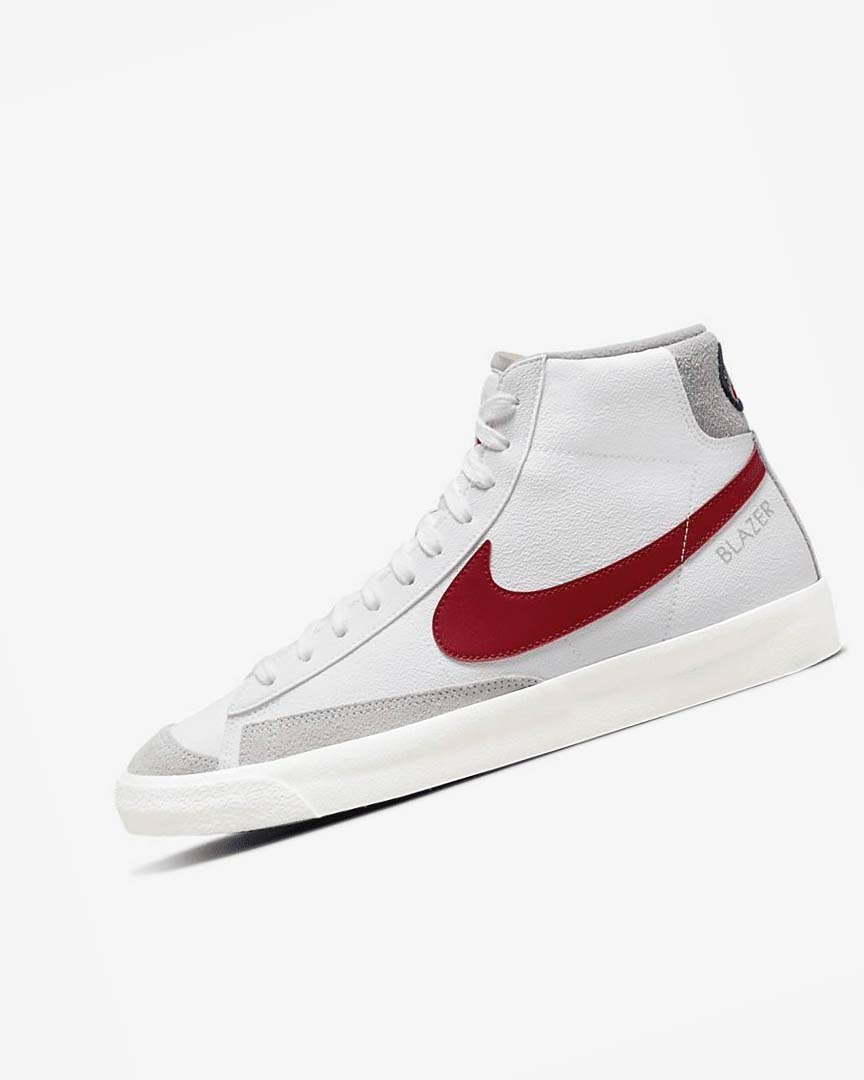 White / Light Grey / Red Nike Blazer Mid \'77 Men\'s Sneakers | CA_4970
