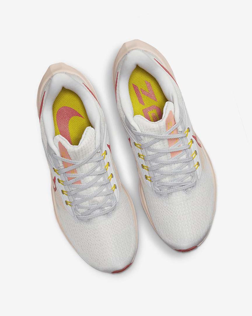 White / Light Nike Air Zoom Pegasus 39 Women's Running Shoes | CA_4991