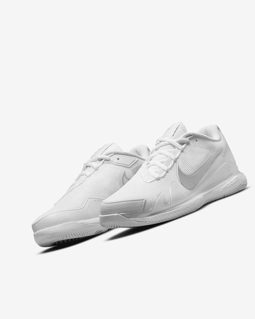 White / Metal Silver Nike Court Air Zoom Vapor Pro Women's Tennis Shoes | CA_4771