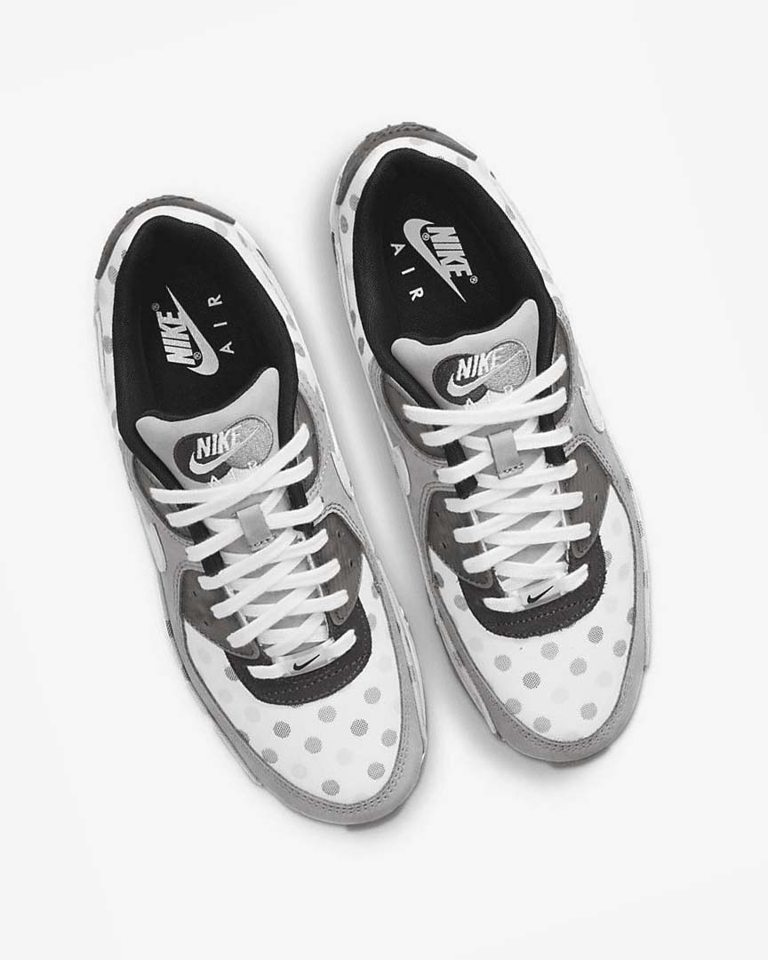White Nike Air Max 90 NRG Men's Casual Shoes | CA_3235