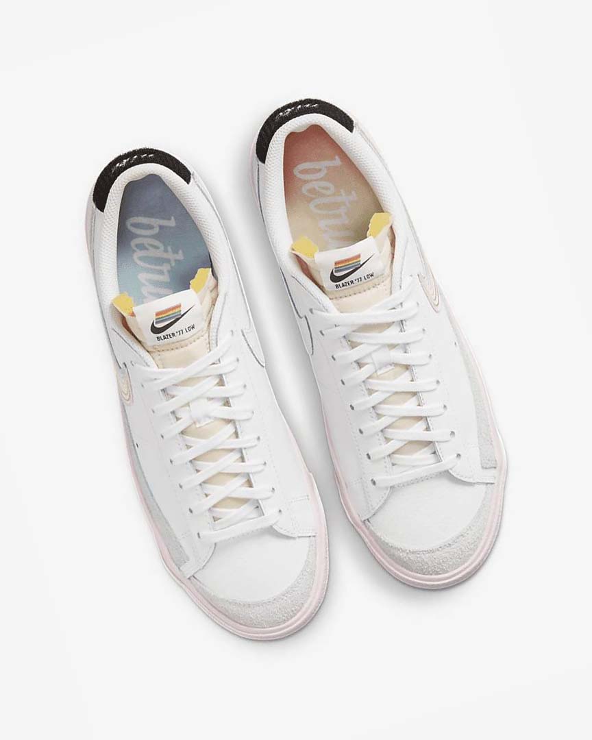 White Nike Blazer Low '77 Vintage Be True Men's Sneakers | CA_1117