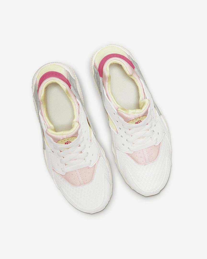 White Nike Huarache Run Girls' Shoes | CA_5489
