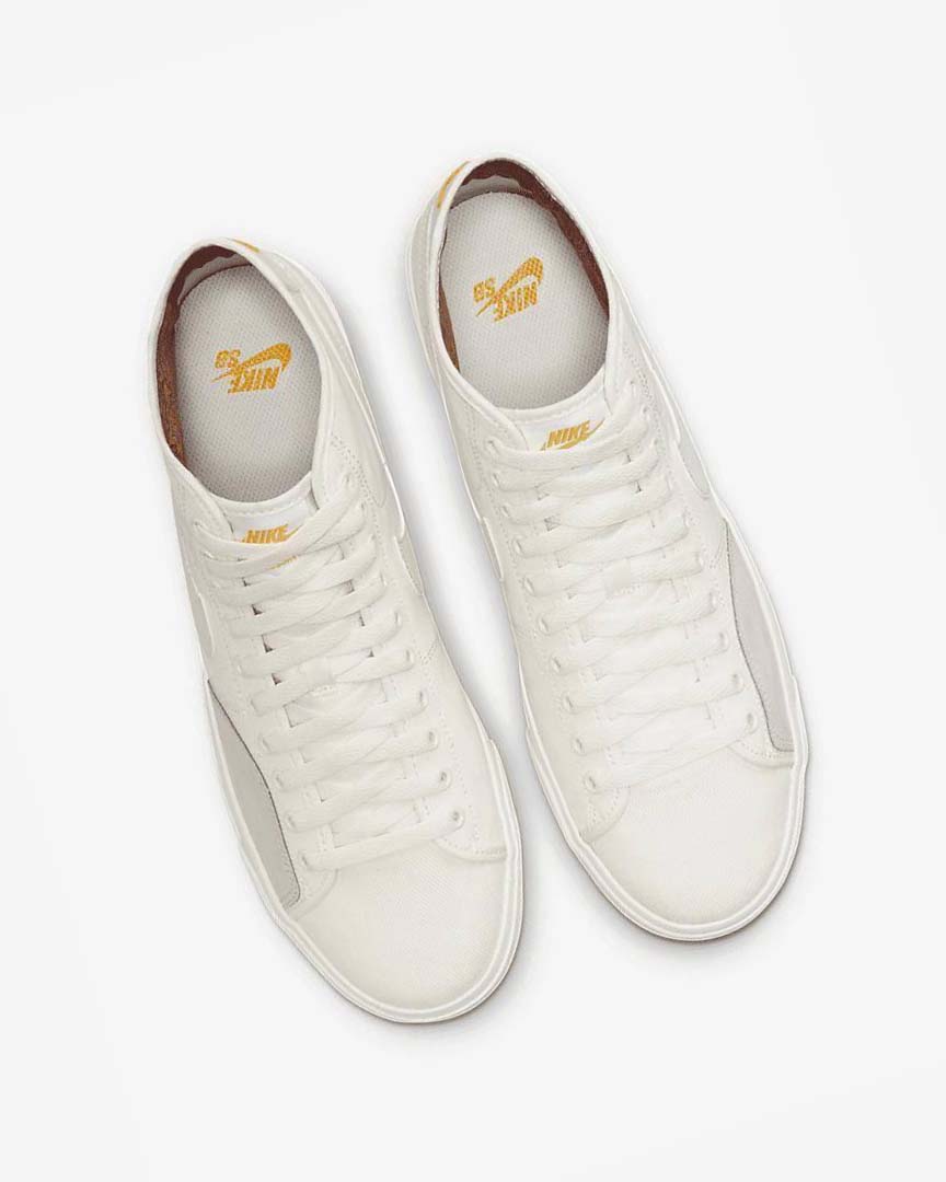White Nike SB BLZR Court Mid Premium Men's Skate Shoes | CA_2484