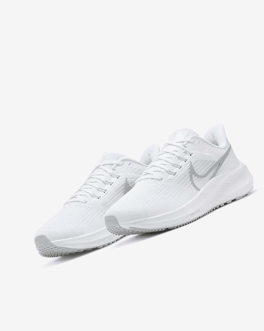 White / Platinum / Grey / Metal Silver Nike Air Zoom Pegasus 39 Women's Running Shoes | CA_5393