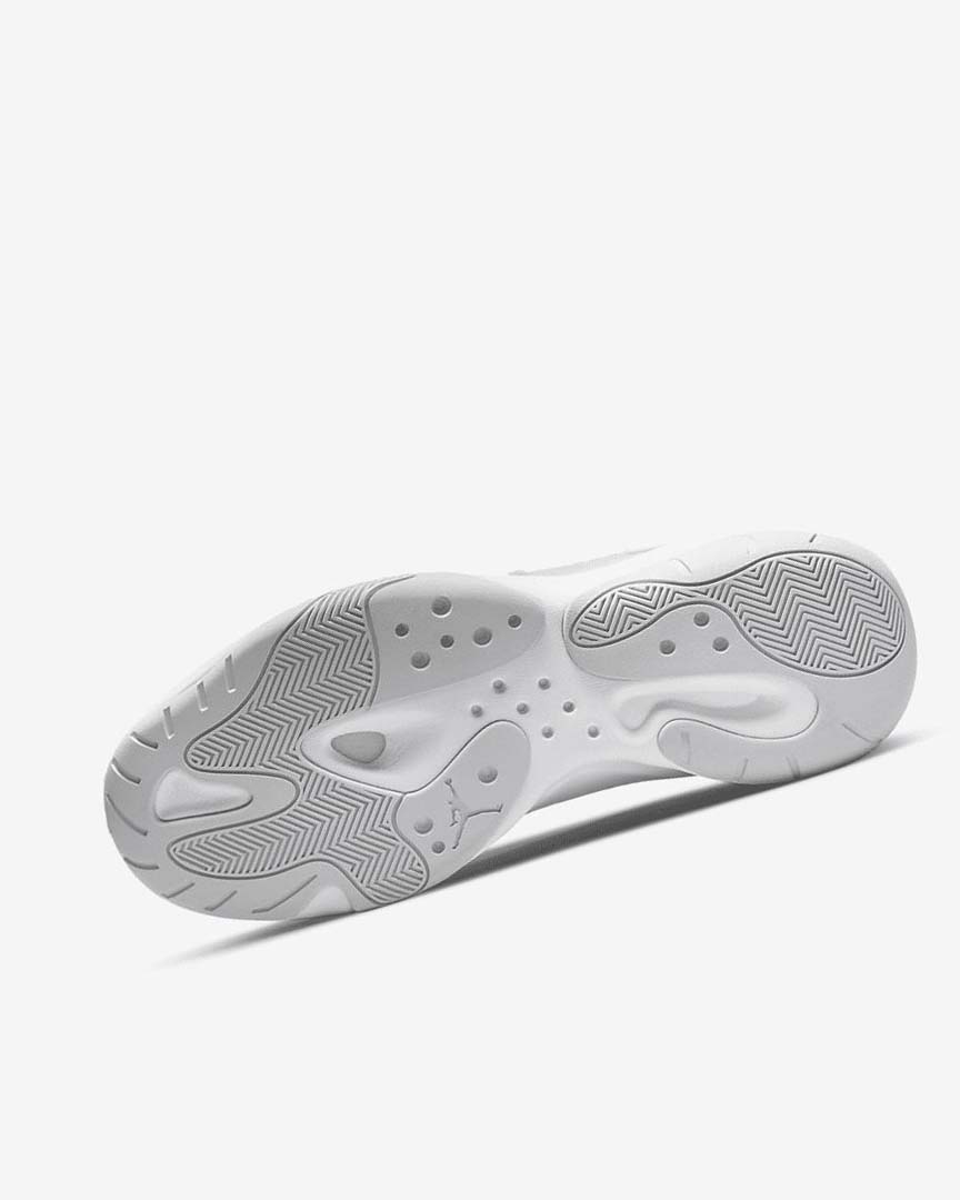 White / Platinum Nike Air Jordan 11 CMFT Low Men's Basketball Shoes | CA_2208
