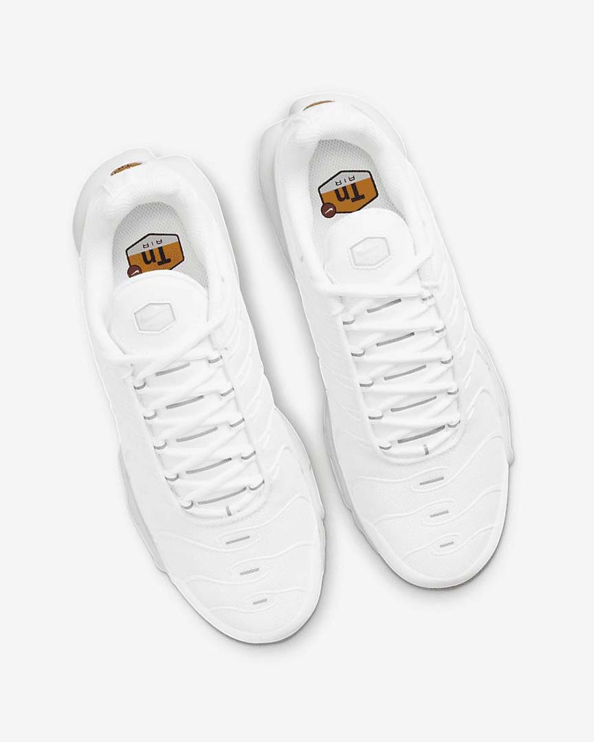 White / Platinum / White Nike Air Max Plus Women's Sneakers | CA_5025