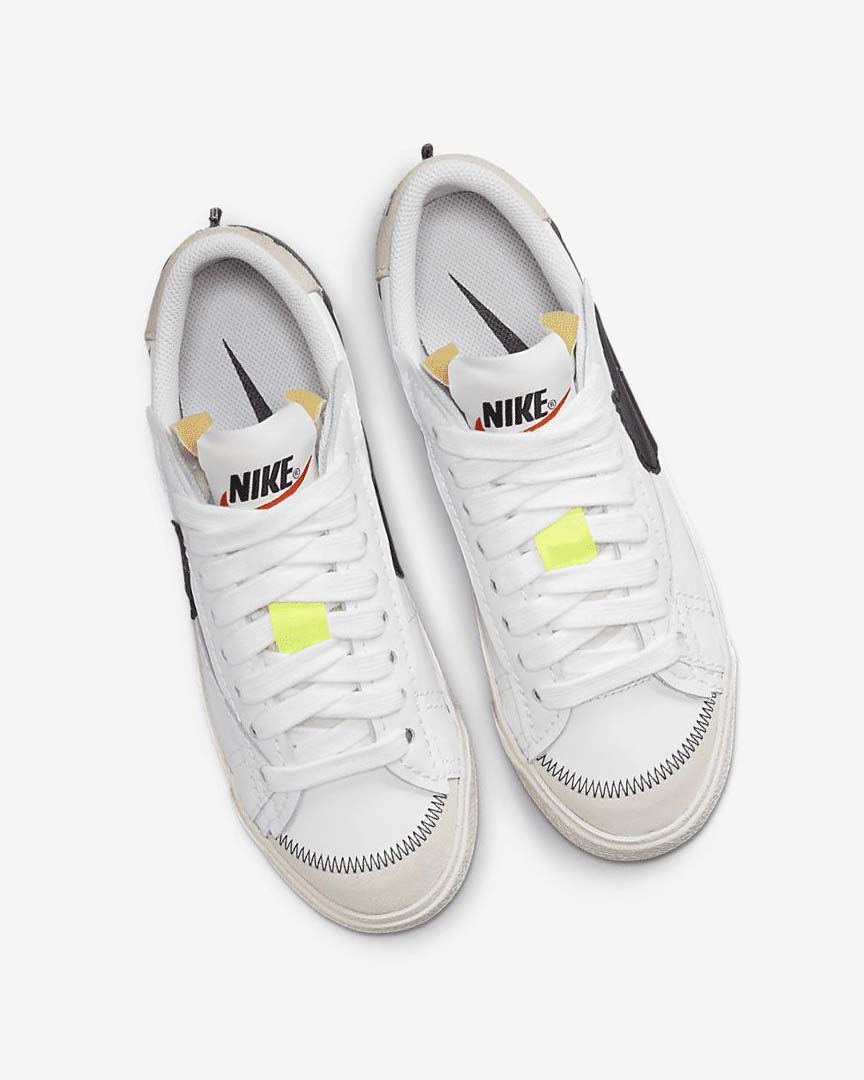 White / White / Black Nike Blazer Low '77 Jumbo Women's Sneakers | CA_2825