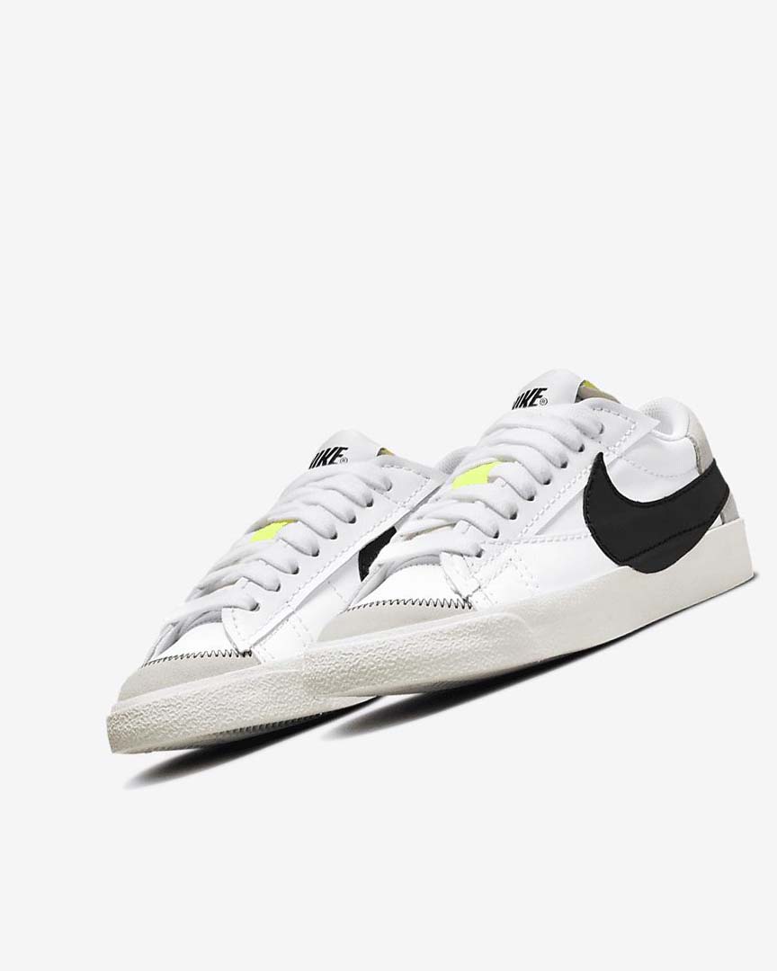 White / White / Black Nike Blazer Low '77 Jumbo Women's Sneakers | CA_2825