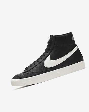 Black Nike Blazer Mid '77 Vintage Men's Sneakers | CA_3050
