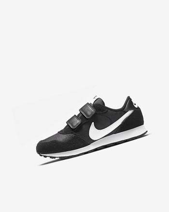 Black / White Nike MD Valiant Girls' Shoes | CA_2522