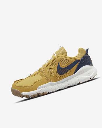 Gold / Navy Nike Free Terra Vista Men's Sneakers | CA_3007