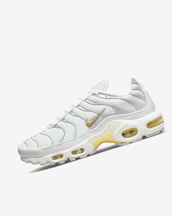White / Light Beige Nike Air Max Plus Women's Sneakers | CA_5175