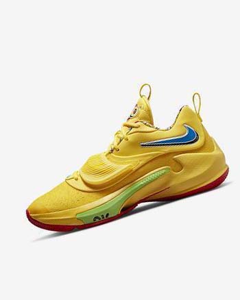 Yellow / Red Nike Zoom Freak 3 Men's Basketball Shoes | CA_2280